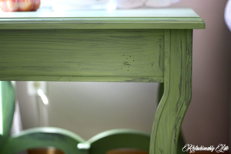 The Easy Way to Distress Furniture