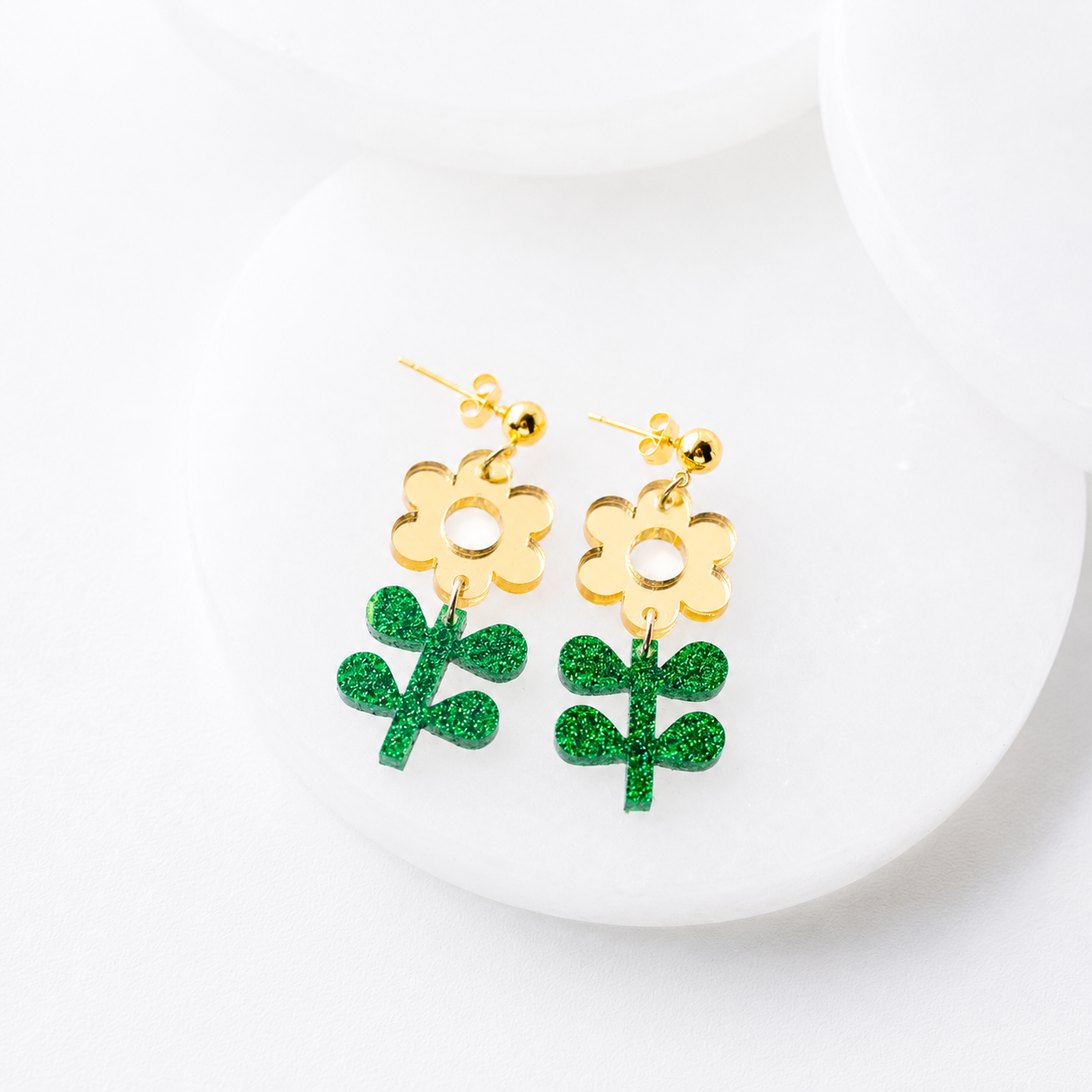 Samantha Acrylic Flower Dangle Earrings - Image 3