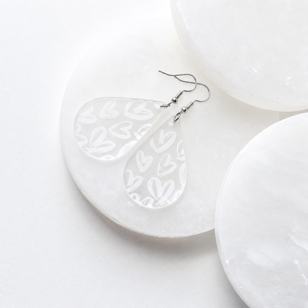 Lila Clear Acrylic Heart Teardrop Dangle Earrings - Image 3