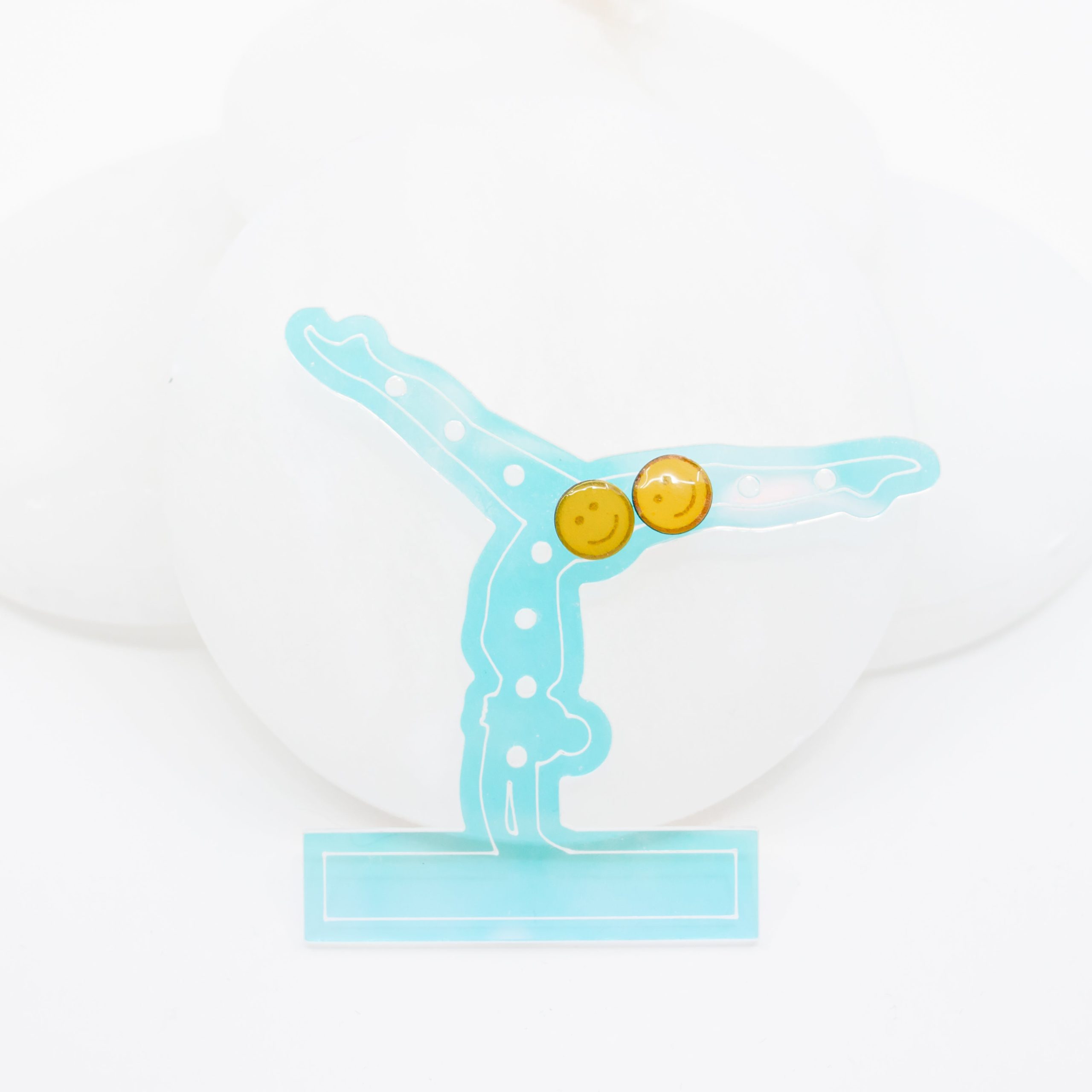 Gymnast Travel Earring Holder - Image 4